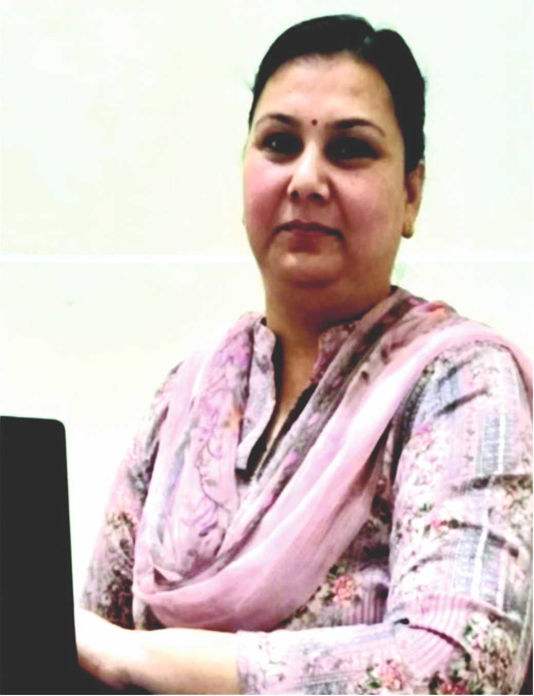 Dr. Sumitu Sahdev